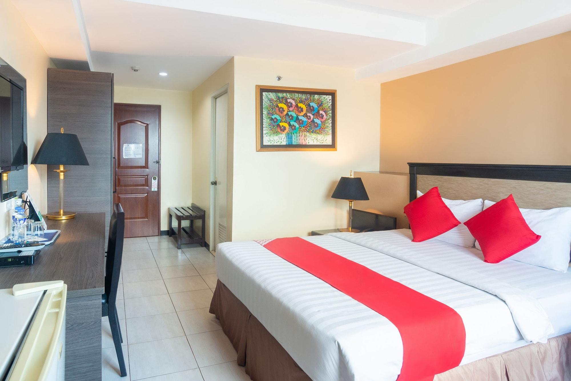 Oyo 187 The Maxwell Hotel Cebu Exterior photo
