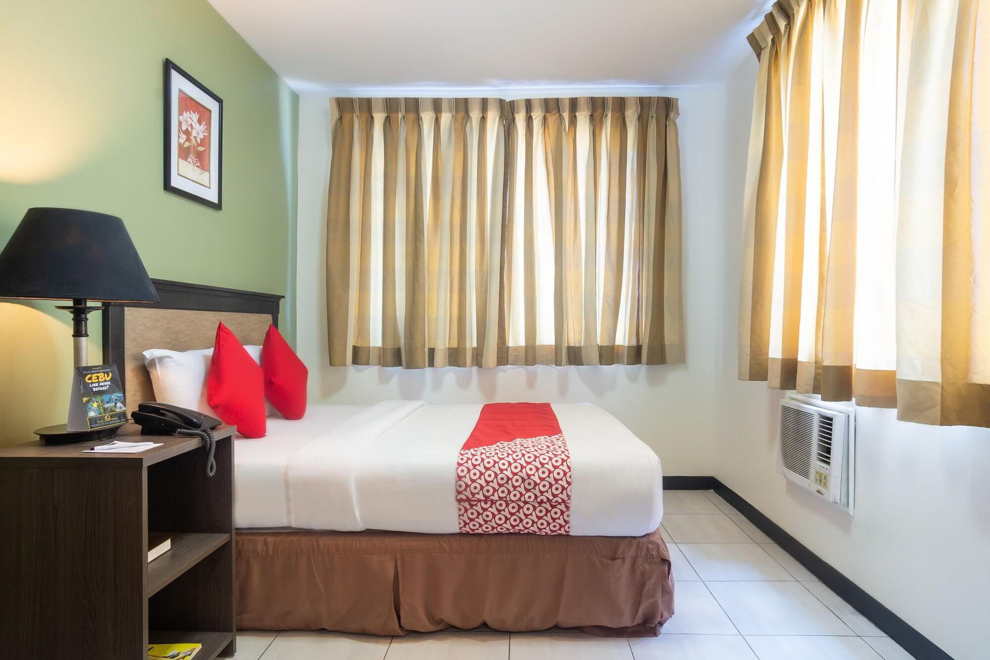 Oyo 187 The Maxwell Hotel Cebu Exterior photo