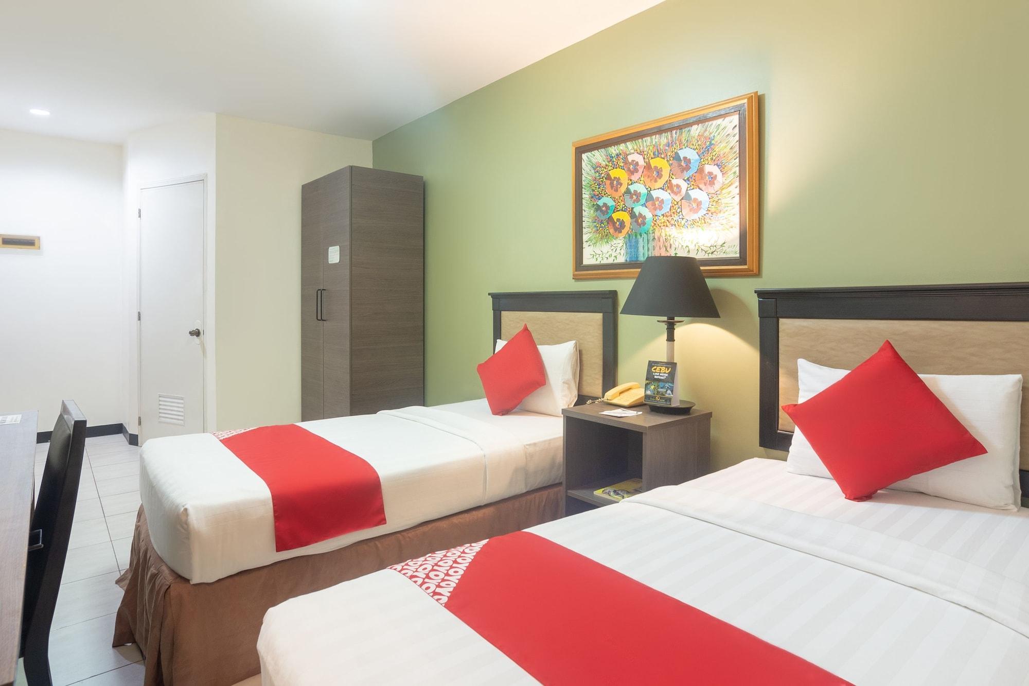 Oyo 187 The Maxwell Hotel Cebu Exterior photo
