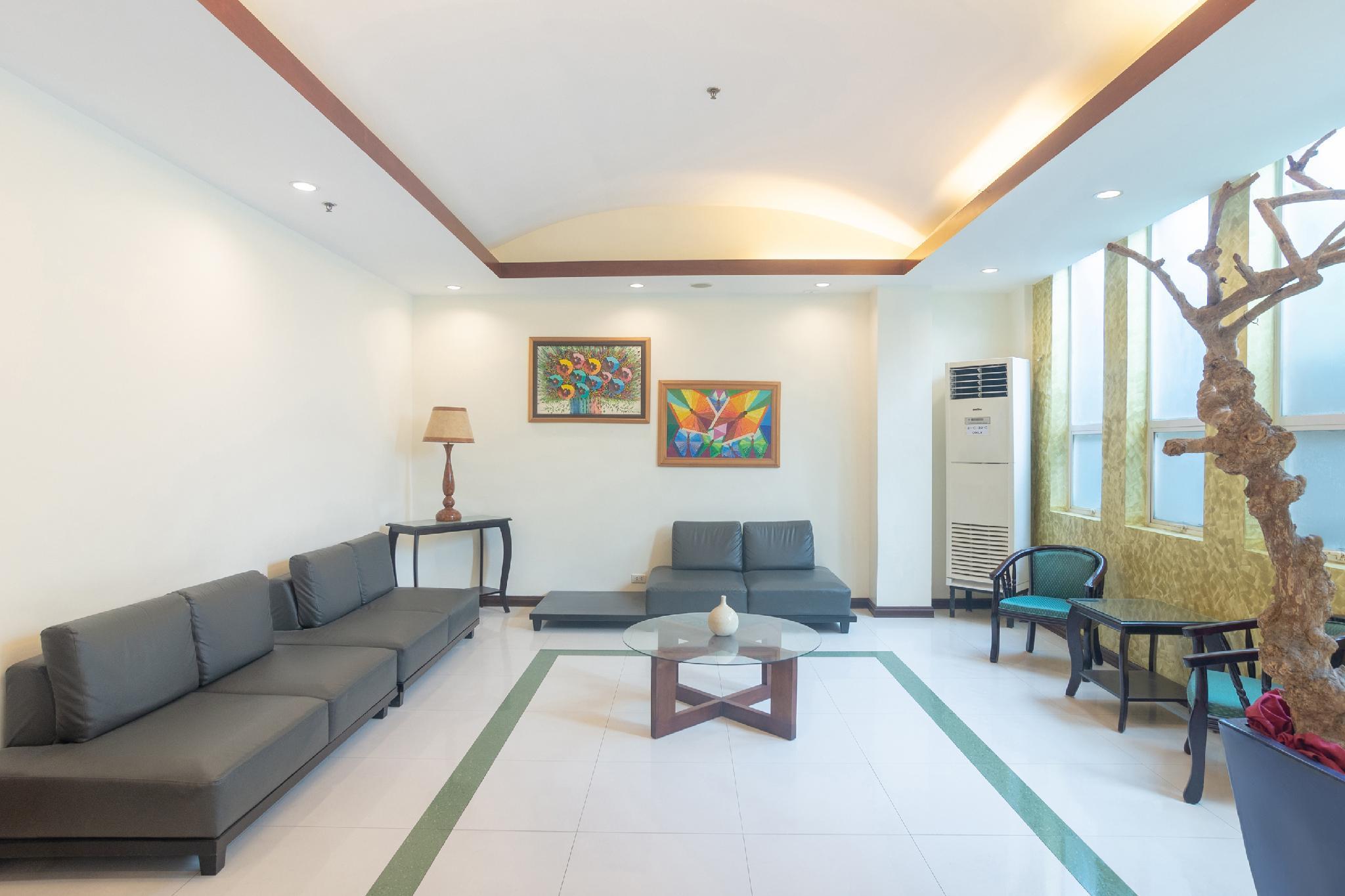 Oyo 187 The Maxwell Hotel Cebu Exterior photo