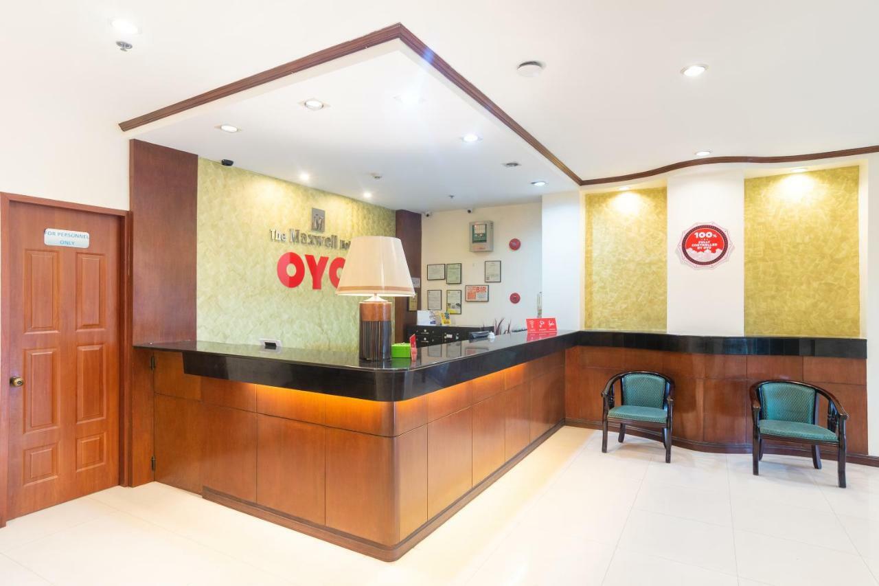 Oyo 187 The Maxwell Hotel Cebu Exterior photo